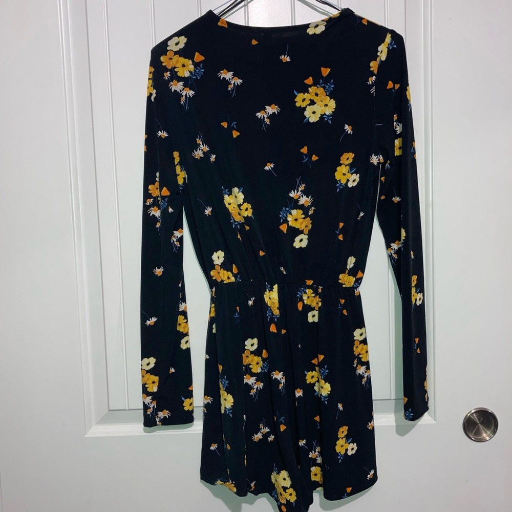 Divided H&M Longsleeve Black Floral Romper - Picture 6 of 8